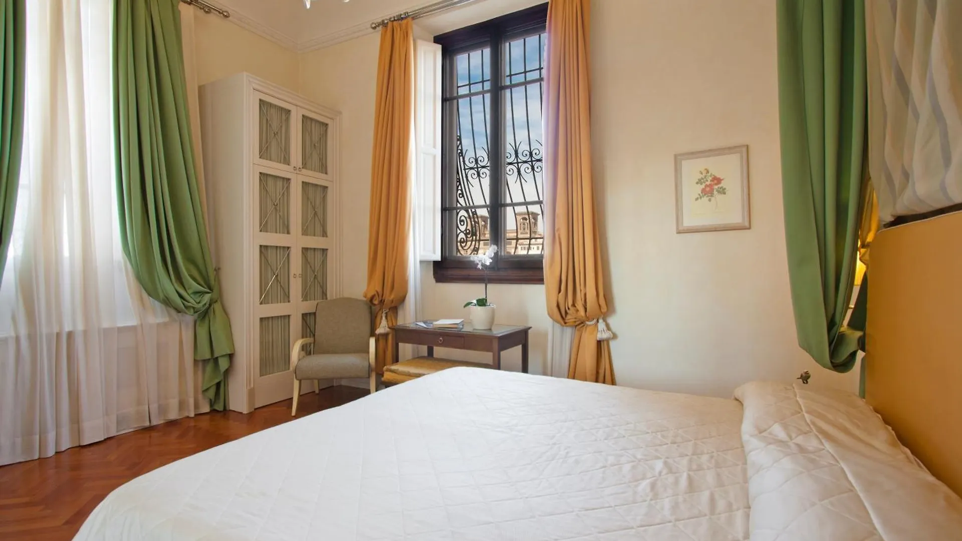 Serristori Palace Residence Florença 2*,  Itália