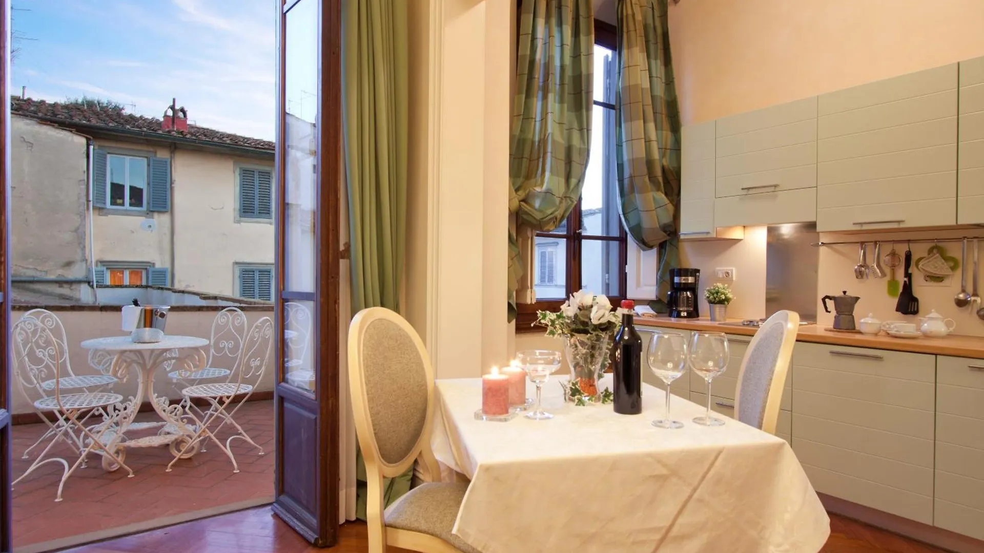 Serristori Palace Residence Florença 2*,  Itália