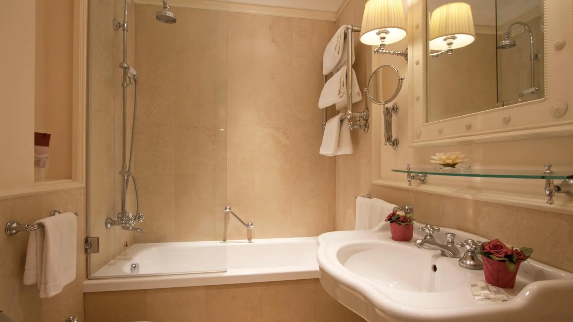 ** Aparthotel Serristori Palace Residence Florence Italy