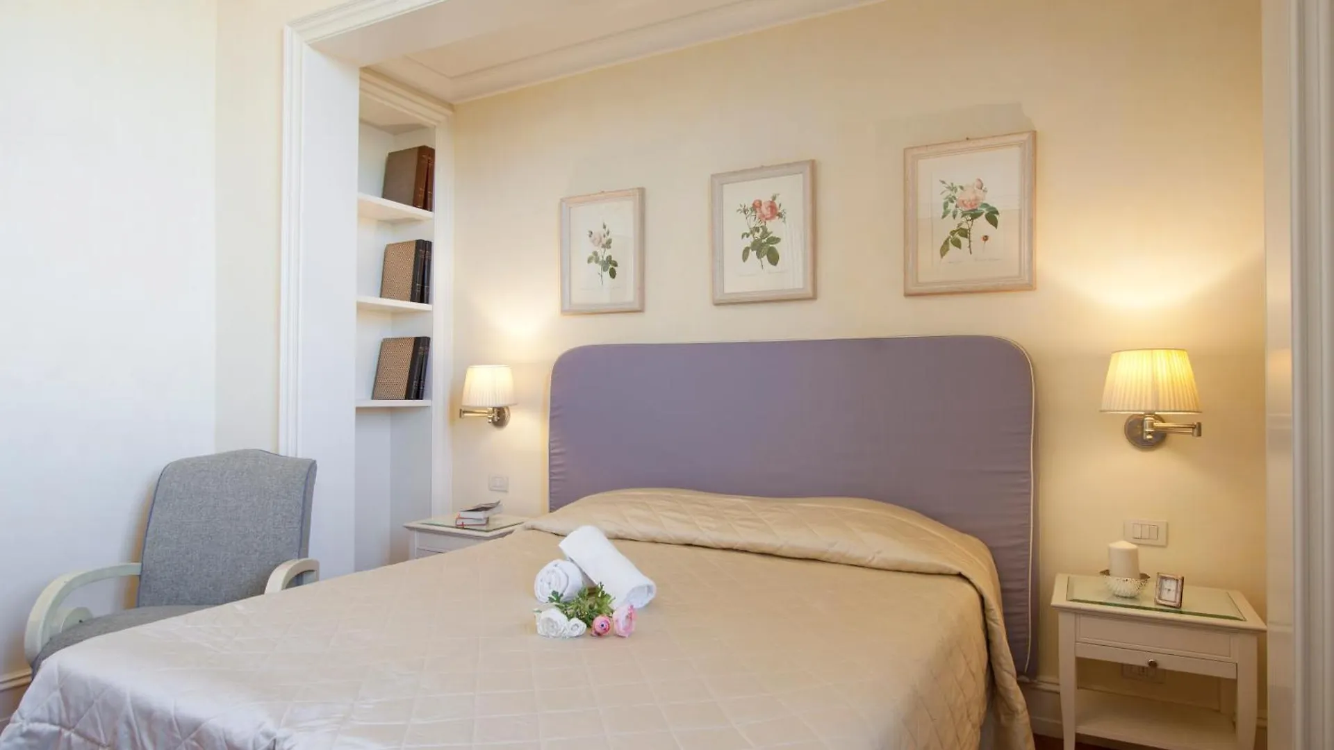 ** Aparthotel Serristori Palace Residence Florence Italy
