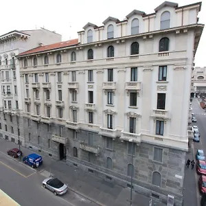De La Gare Milão
