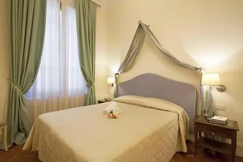 Serristori Palace Residence Florence Italy